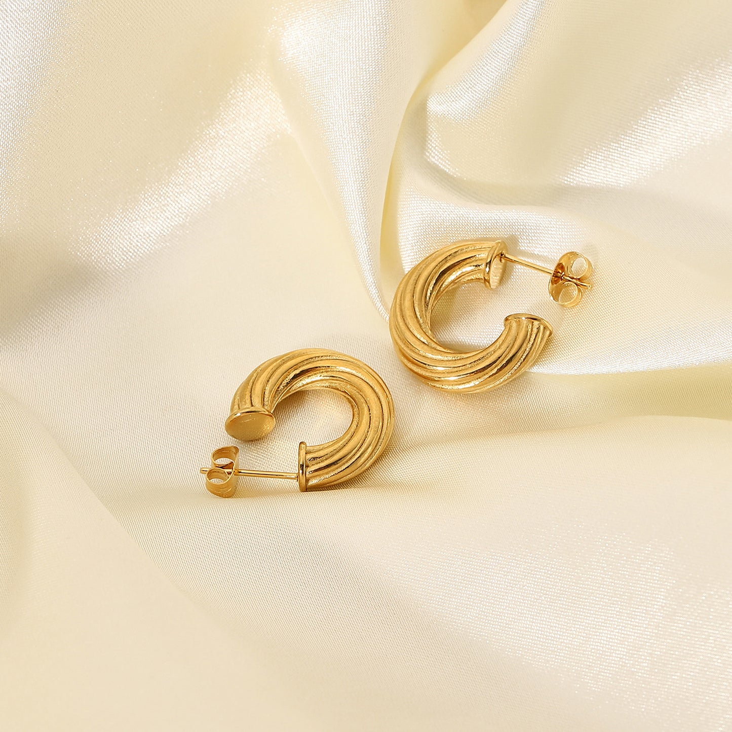 Fashionable Stainless Steel Twisted Earrings Titanium Steel Womens